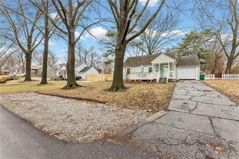 3110 S 8th Ter, Kansas City, KS 66103