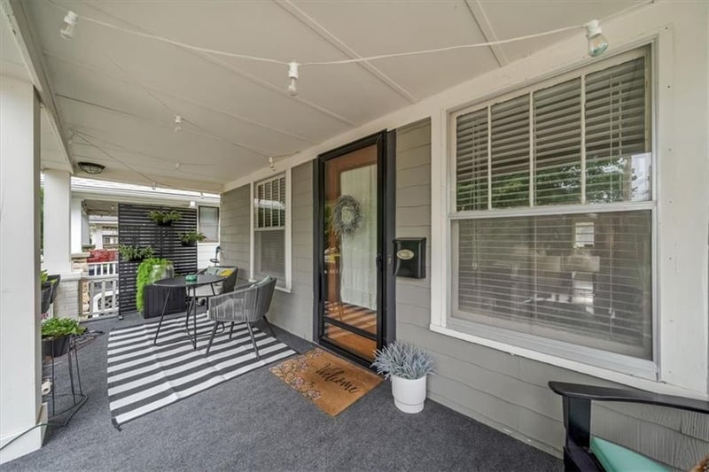4651 Terrace St, Kansas City, MO 64112