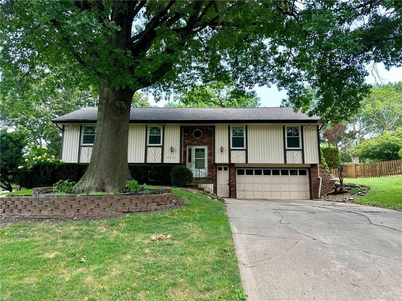 4515 Main St, Kansas City, MO 64116