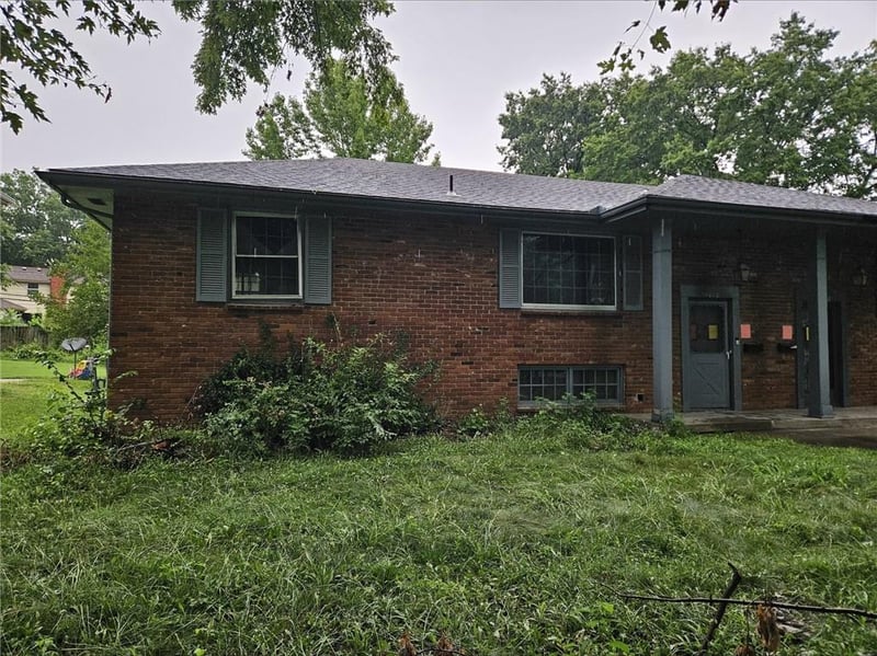 15010 46th St, Independence, MO 64055