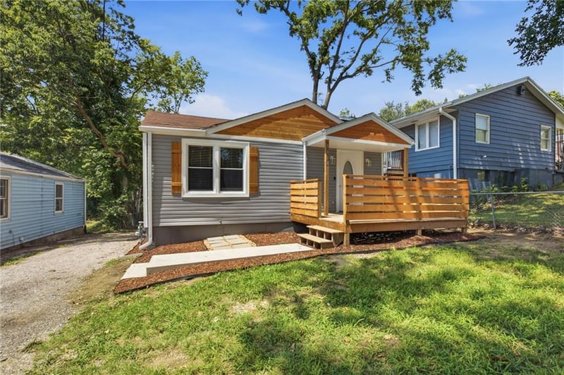 4404 Jackson Ave, Kansas City, MO 64130