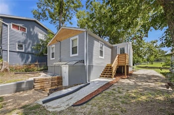 4404 Jackson Ave, Kansas City, MO 64130
