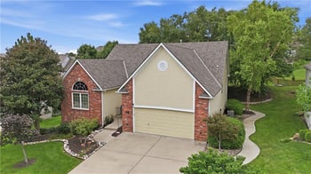 8921 NE 94 Ter, Kansas City, MO 64157