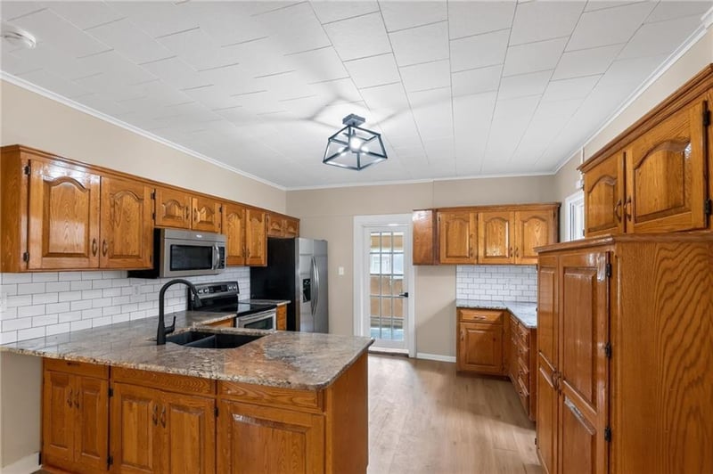 604 Laramie St, Atchison, KS 66002