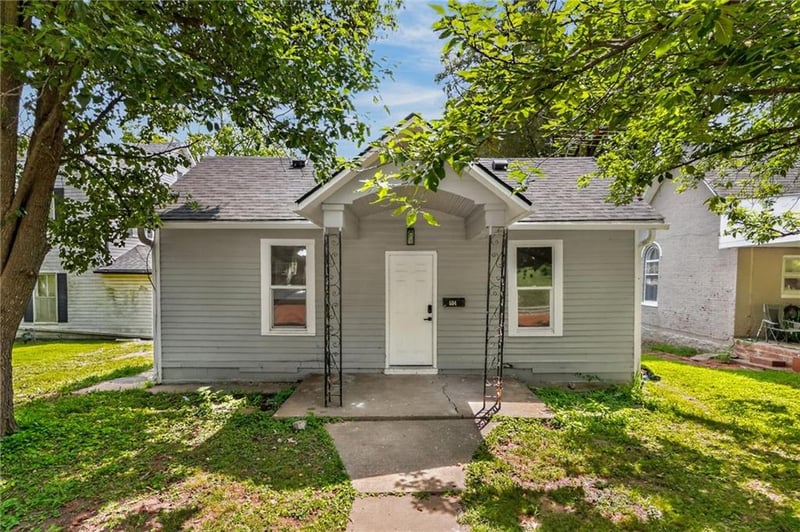 604 Laramie St, Atchison, KS 66002