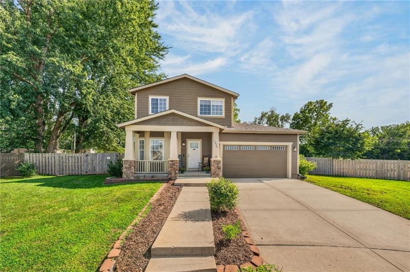 2000 Riverstone Dr, Excelsior Springs, MO 64024