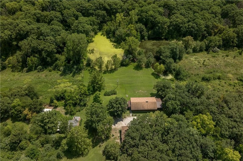 9929 State Route A Hw, St Joseph, MO 64507