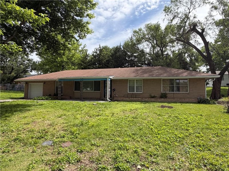 1713 43rd St, Kansas City, KS 66102