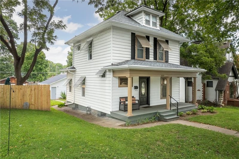 2629 Faraon St, St Joseph, MO 64501