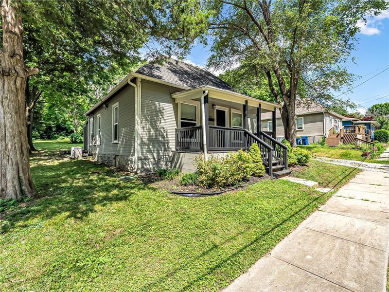 510 Grover St, Liberty, MO 64068