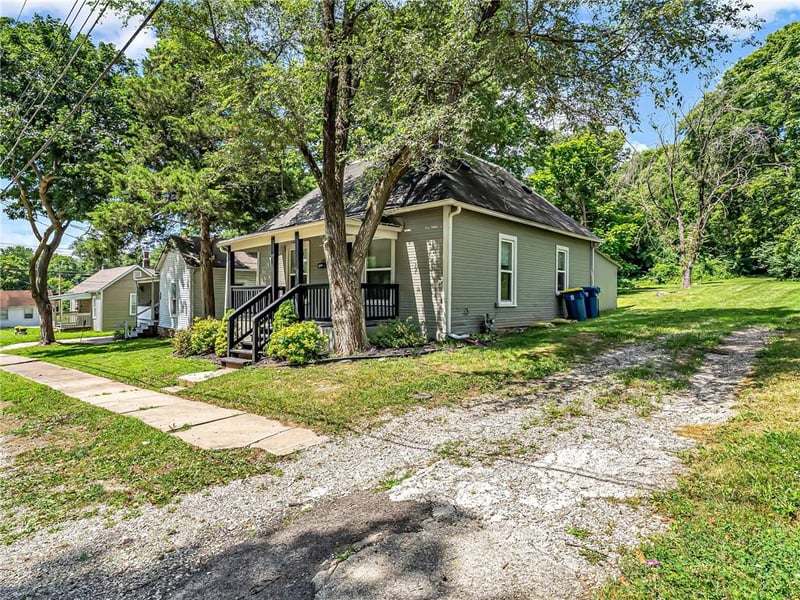 510 Grover St, Liberty, MO 64068