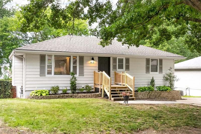 413 88th Ter, Kansas City, MO 64155