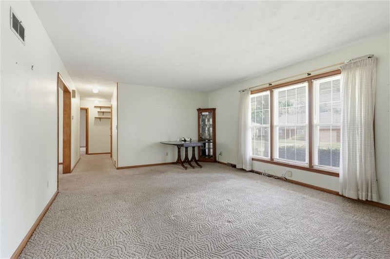3608 Hedges Ave, Independence, MO 64052