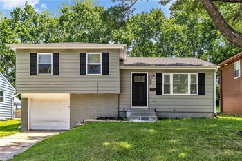 4807 Wallace Ave, Kansas City, MO 64119