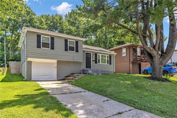 4807 Wallace Ave, Kansas City, MO 64119