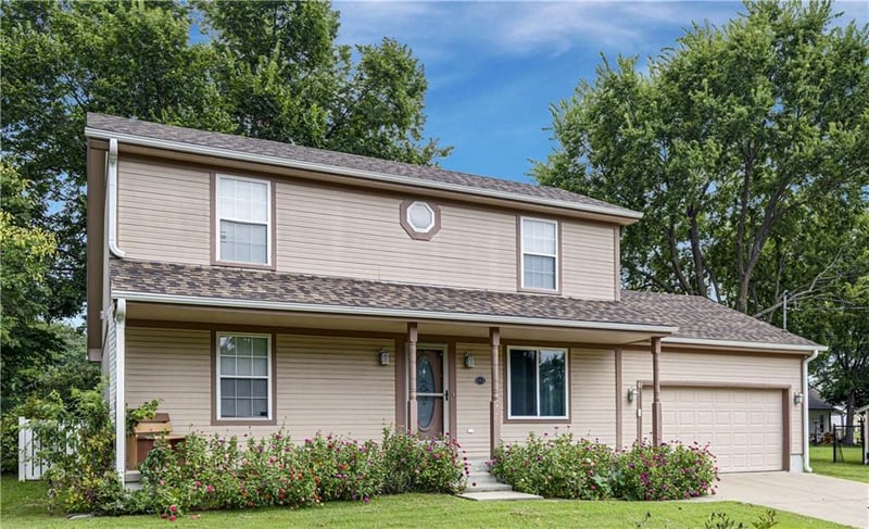 312 Walnut St, Cleveland, MO 64734