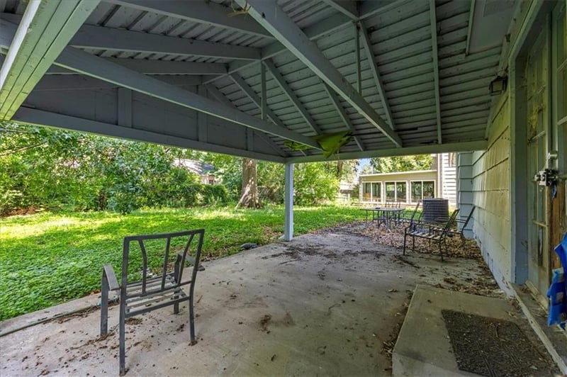 5206 Spring Ave, Kansas City, MO 64133
