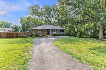 7001 N Highland Ave, Kansas City, MO 64118