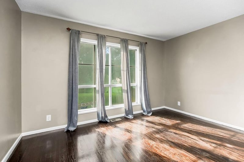 913 N Piute Ave, Independence, MO 64056