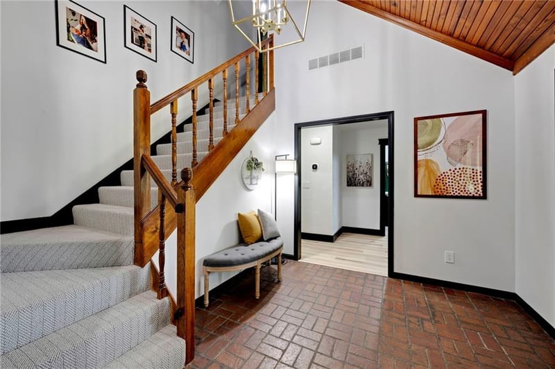 13112 Smart Rd, Lee's Summit, MO 64086