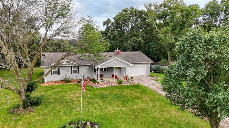 422 500 Rd, Warrensburg, MO 64093