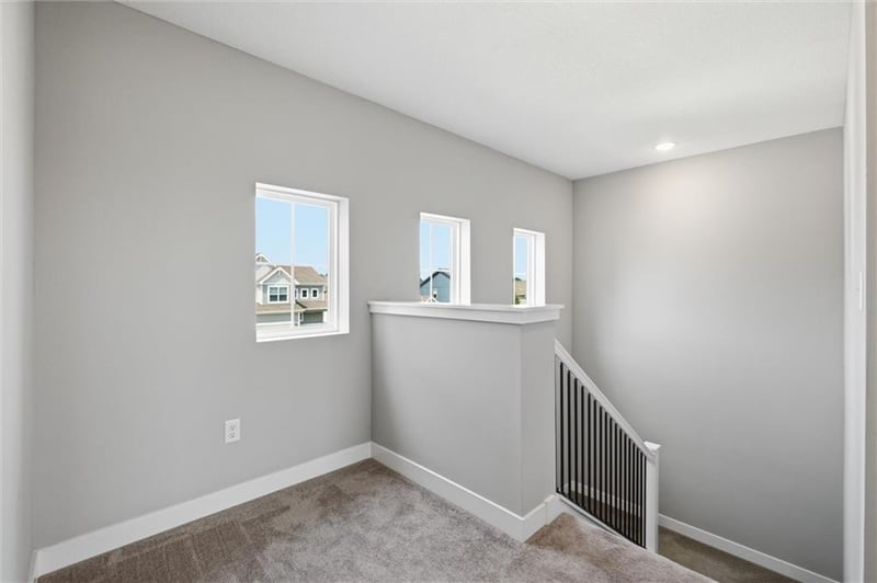 2113 Rutherford Dr, Lee's Summit, MO 64082