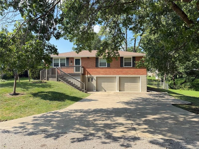 508 87th St, Kansas City, MO 64155