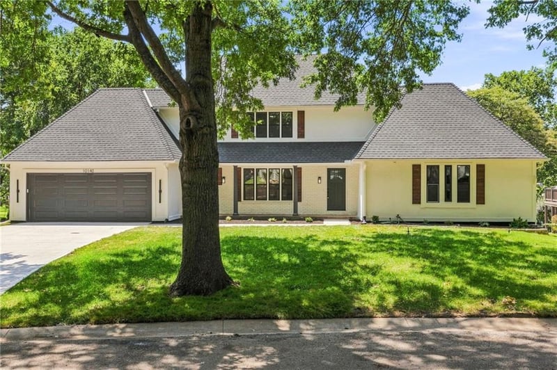 10140 Mackey St, Overland Park, KS 66212