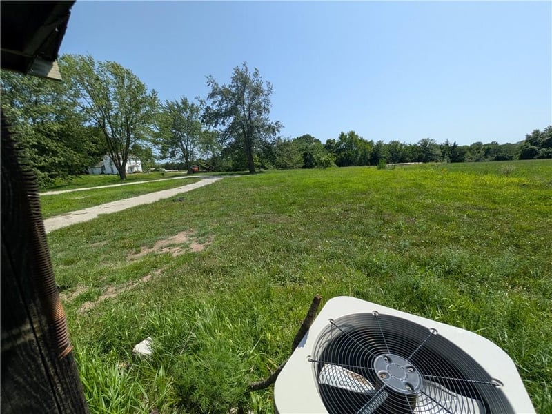 936 13 Hw, Leeton, MO 64761