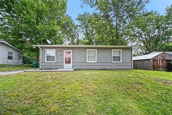 2701 S 48th Ter, Kansas City, KS 66106