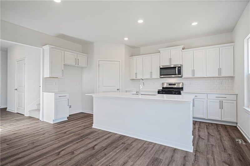 19711 201st St, Spring Hill, KS 66083