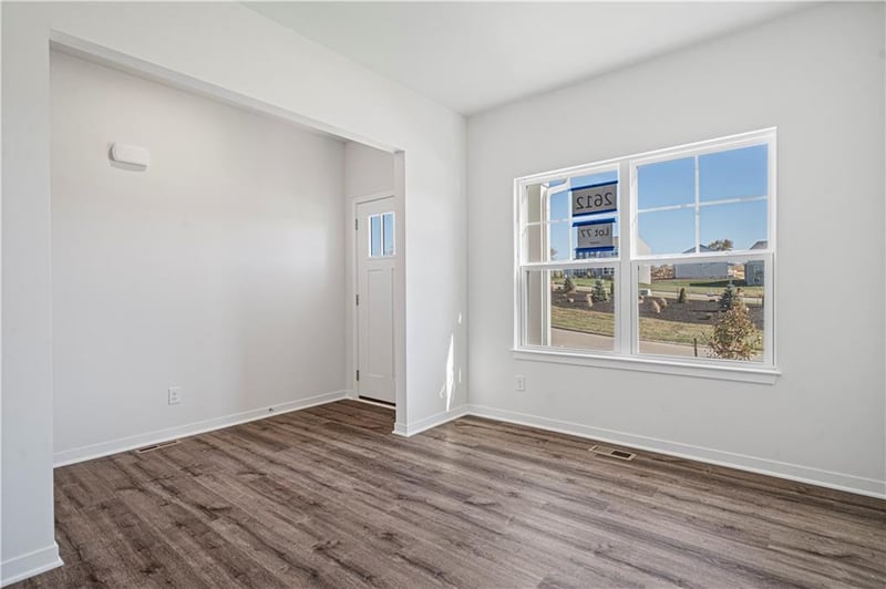 19711 201st St, Spring Hill, KS 66083