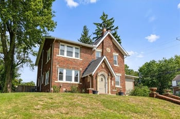 7343 Forest Ave, Kansas City, MO 64131