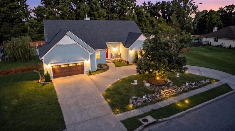 7407 Marion Ave, Kansas City, MO 64133