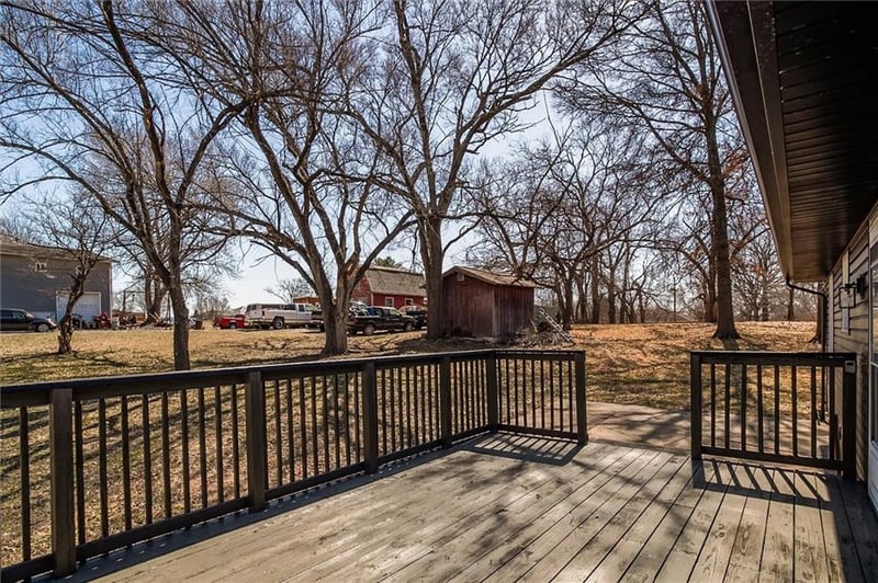 12911 Porter Rd, Kansas City, MO 64152