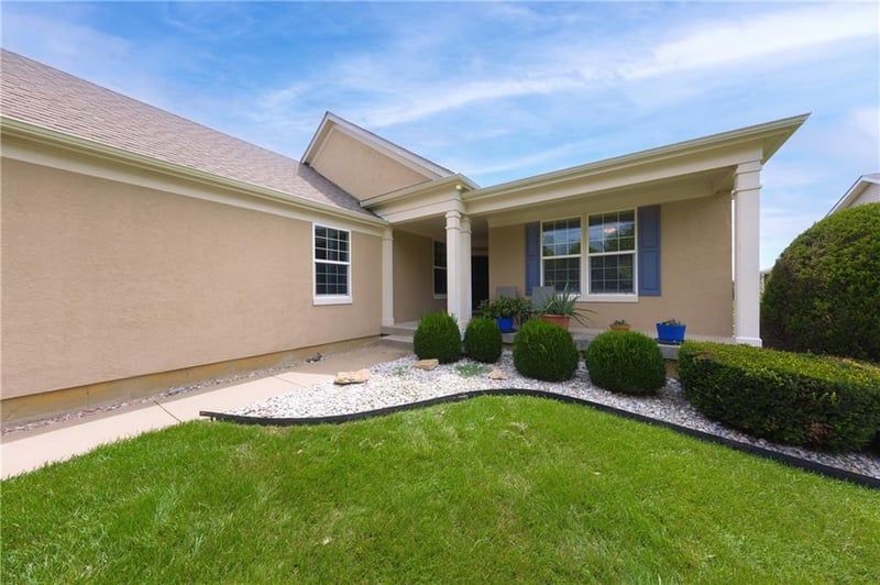 23721 W 88th St, Lenexa, KS 66227