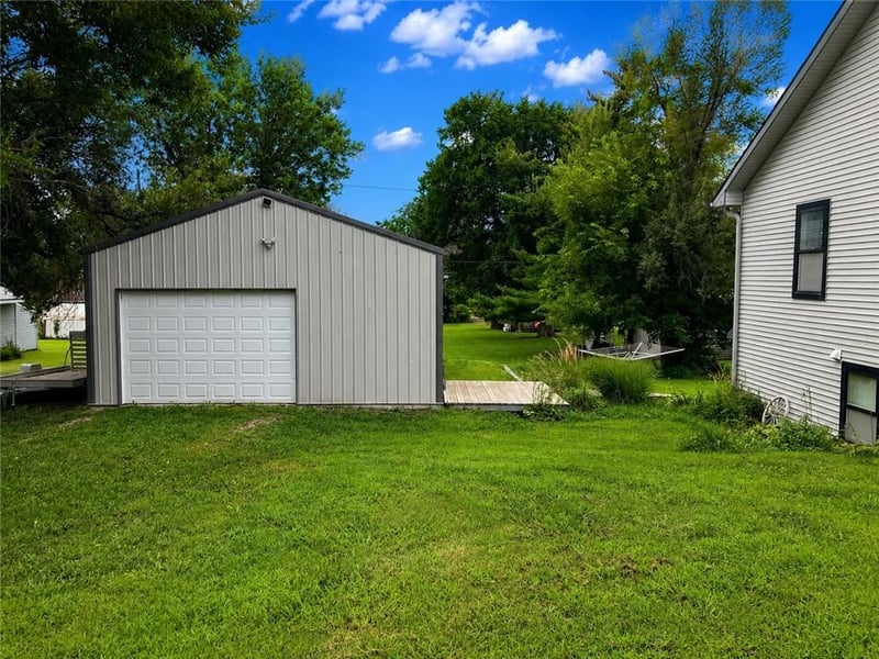 108 Bates St, Drexel, MO 64742