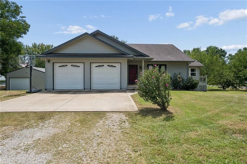 108 E Bates St, Drexel, MO 64742