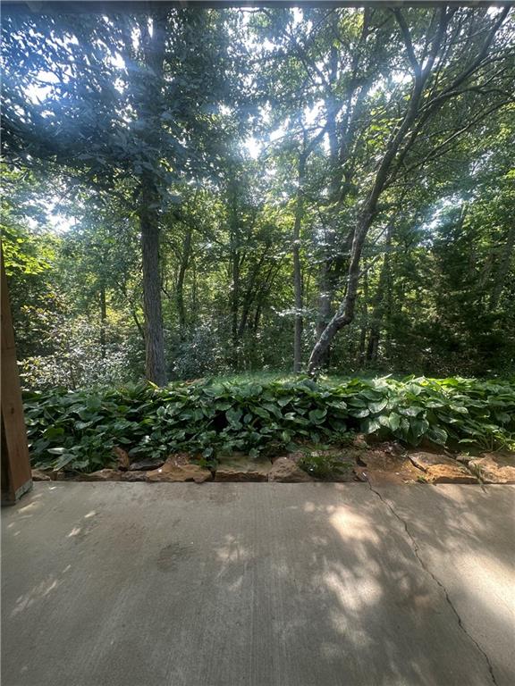 321 1071st Rd, Centerview, MO 64093