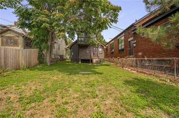 2105 W 43rd Ave, Kansas City, KS 66103