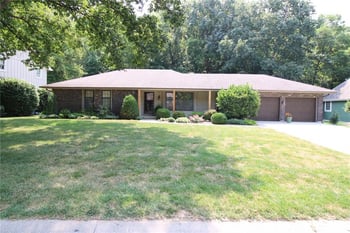 103 59th Pl, Kansas City, MO 64118