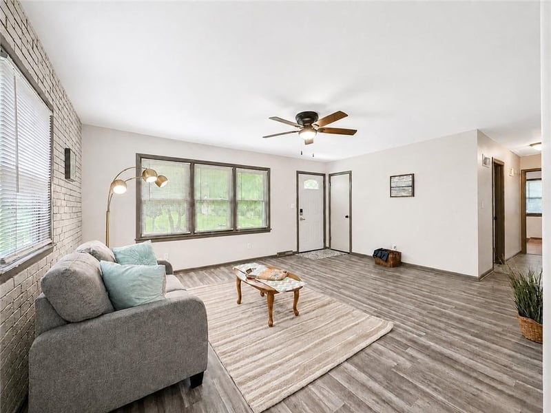 4202 Bellefontaine Ave, Kansas City, MO 64117