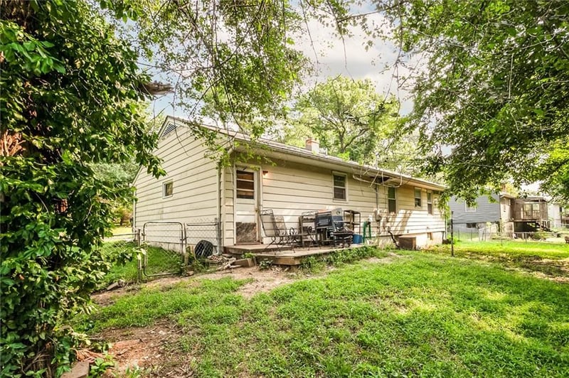10905 E 62nd Ter, Raytown, MO 64133