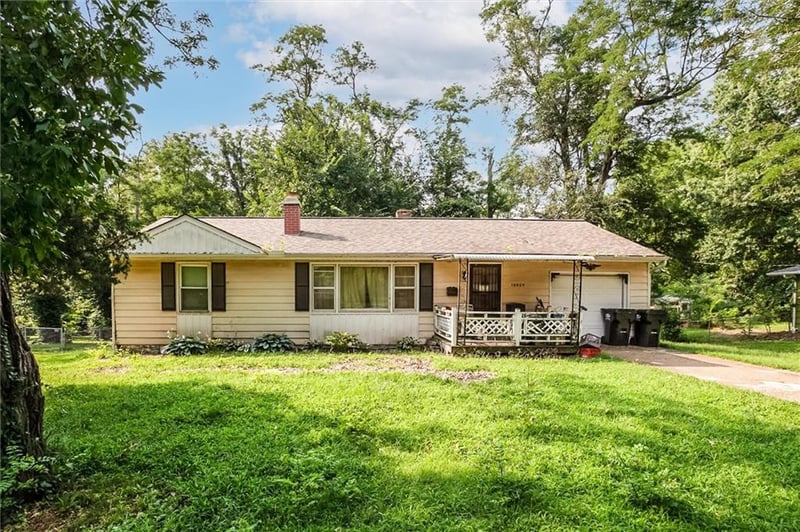 10905 E 62nd Ter, Raytown, MO 64133
