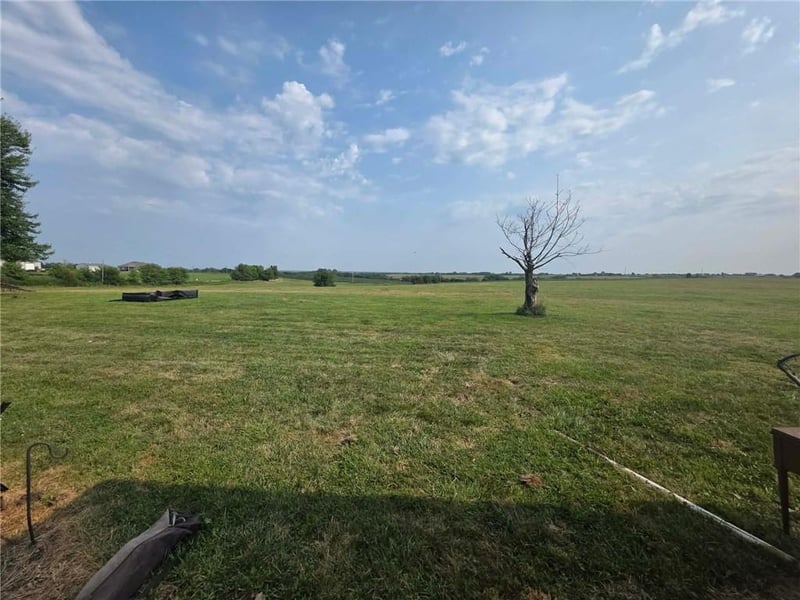 5647 Mccomas Ln, Plattsburg, MO 64477