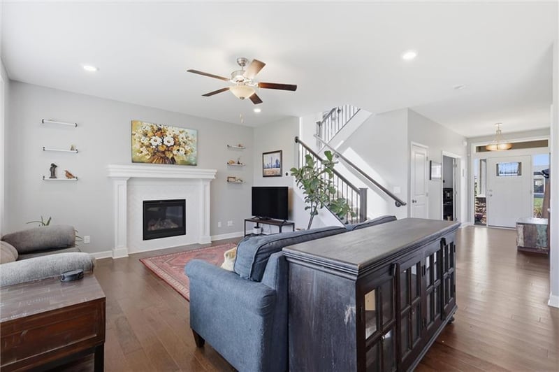 18910 W 189th St, Spring Hill, KS 66083