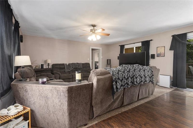 3254 63rd St, Kansas City, KS 66104