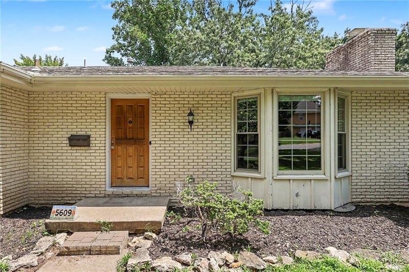 5609 Manning Ave, Raytown, MO 64133