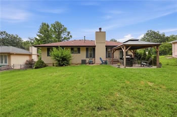 4680 Olive St, Kansas City, MO 64116