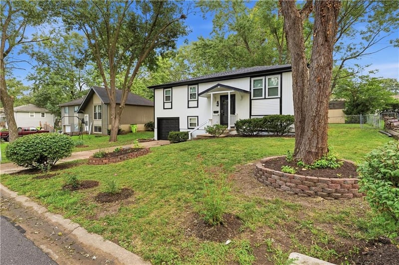 115 Brian Ave, Belton, MO 64012